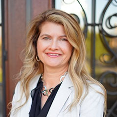 About Lorelei Van Sack