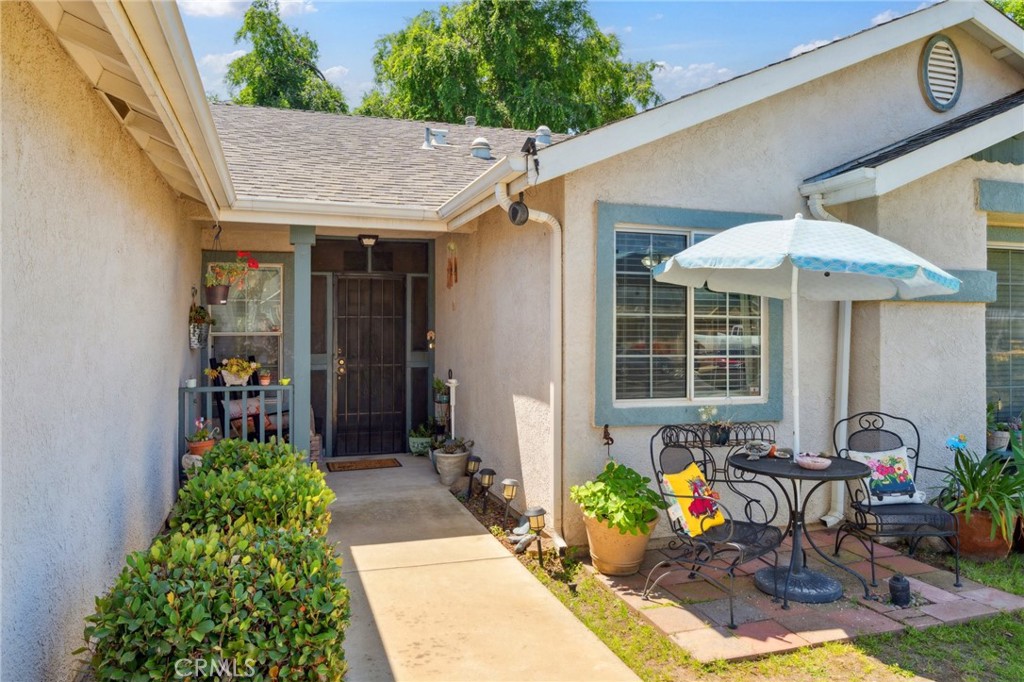 2932 Saginaw Ave, Clovis, CA 93611