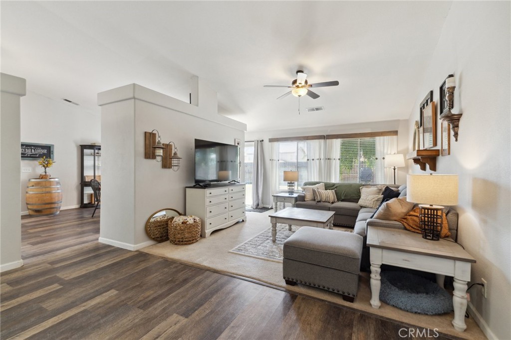 2932 Saginaw Ave, Clovis, CA 93611