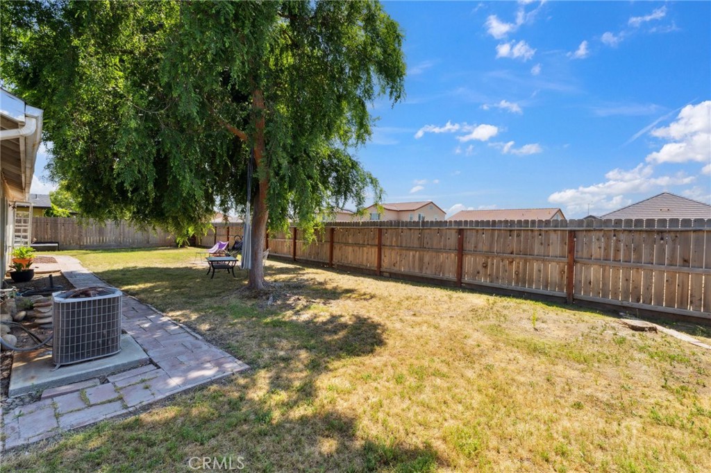 2932 Saginaw Ave, Clovis, CA 93611