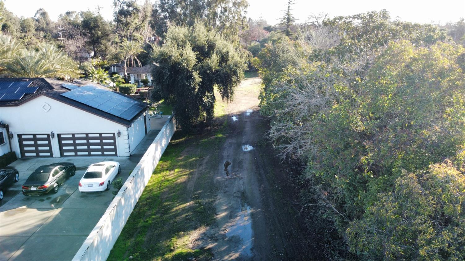 1 Palm Ave, Fresno, CA 93704