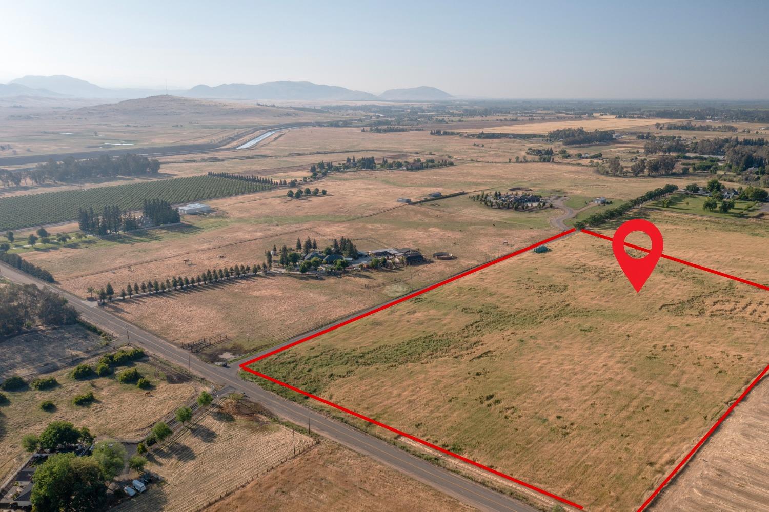 13351 E Herndon, Clovis, CA 93619