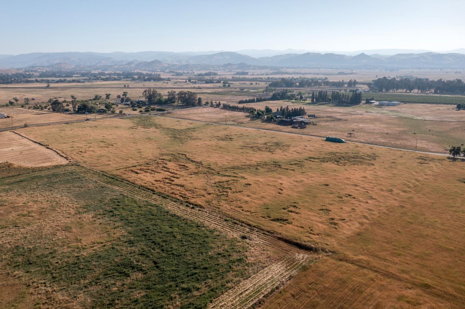 13351 E Herndon, Clovis, CA 93619