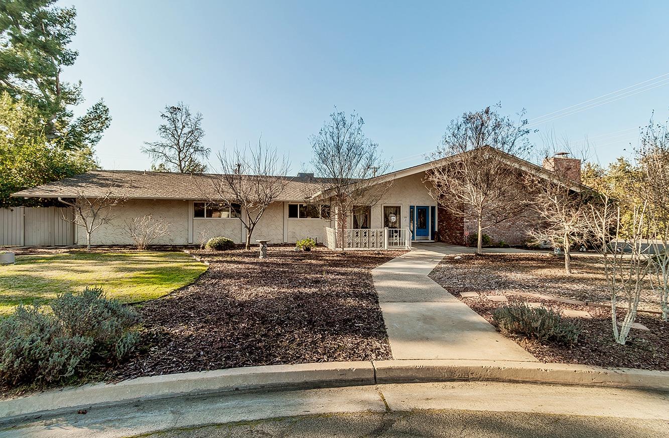 6779 N Woodson Ave, Fresno, CA 93711