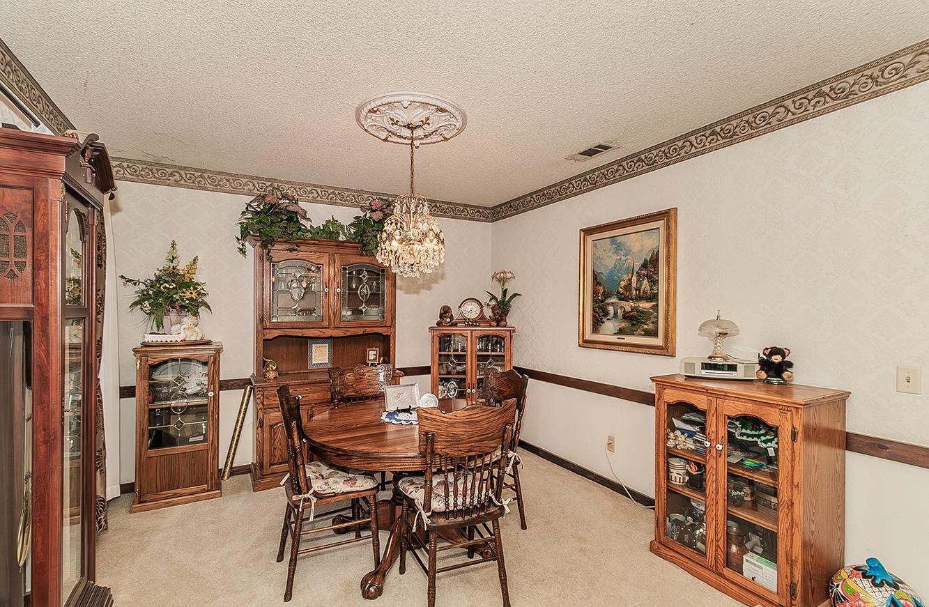 6779 N Woodson Ave, Fresno, CA 93711