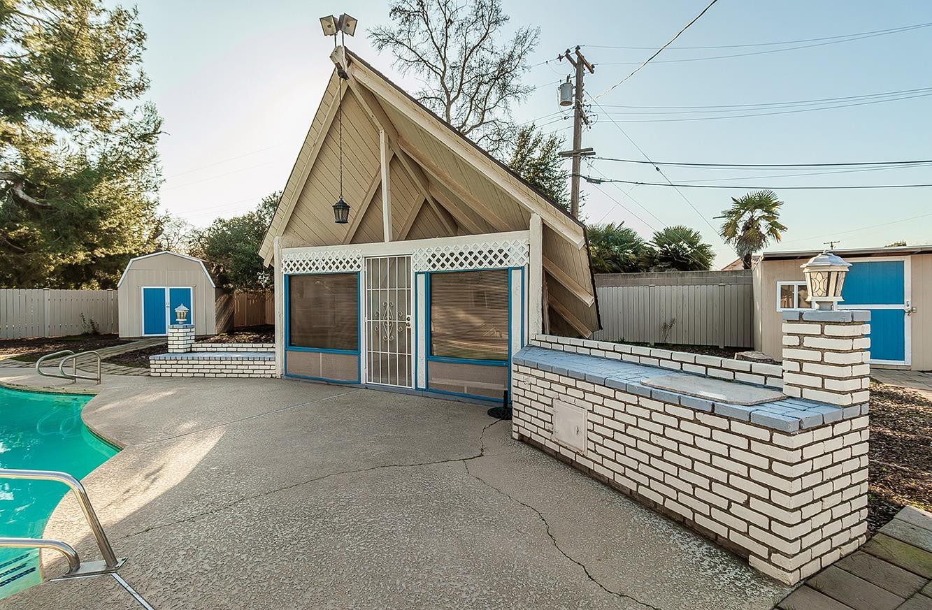 6779 N Woodson Ave, Fresno, CA 93711