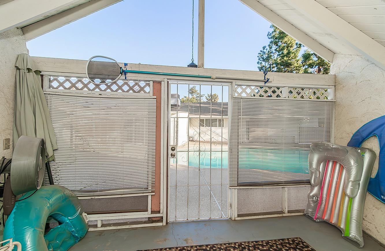 6779 N Woodson Ave, Fresno, CA 93711