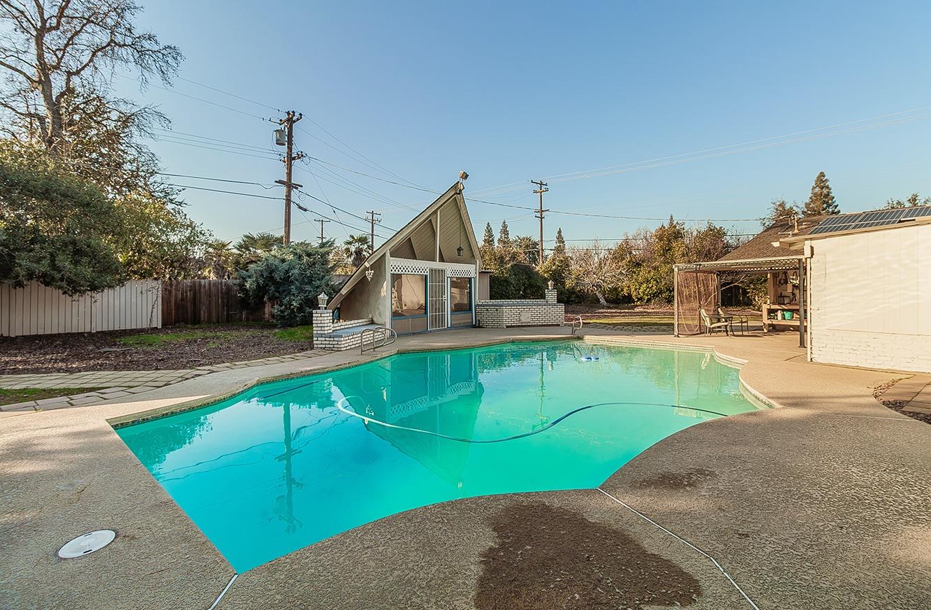6779 N Woodson Ave, Fresno, CA 93711