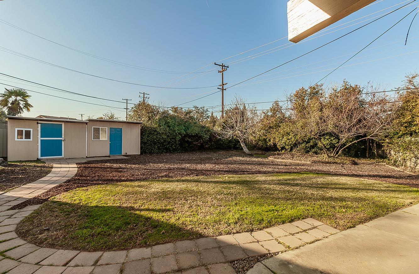 6779 N Woodson Ave, Fresno, CA 93711