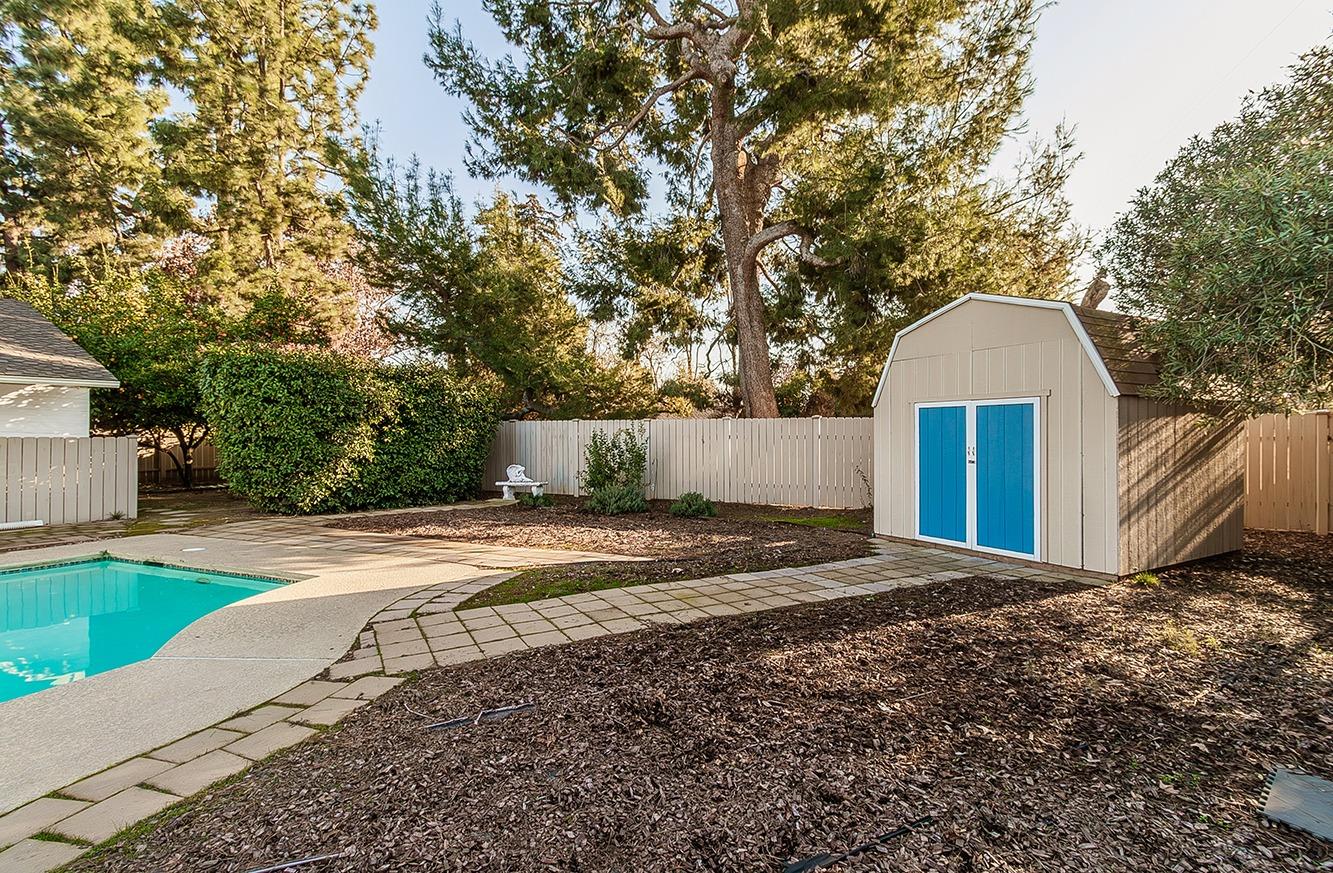 6779 N Woodson Ave, Fresno, CA 93711