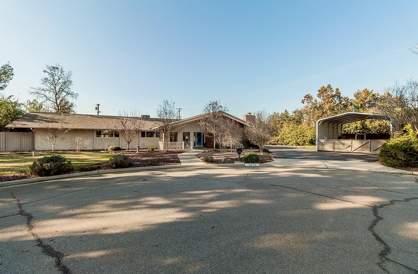 6779 N Woodson Ave, Fresno, CA 93711