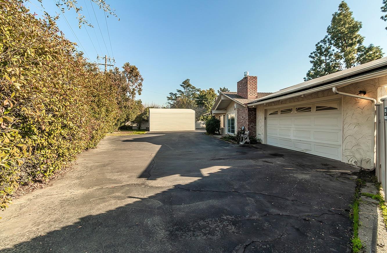 6779 N Woodson Ave, Fresno, CA 93711
