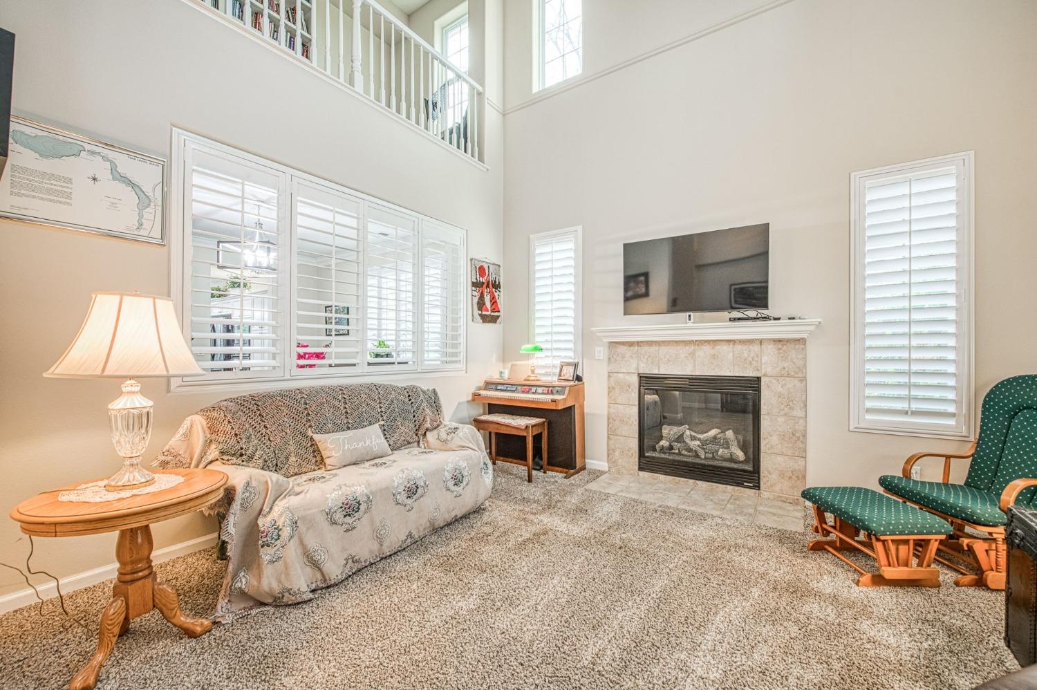 4626 N Arrow Ridge Way, Clovis, CA 93619