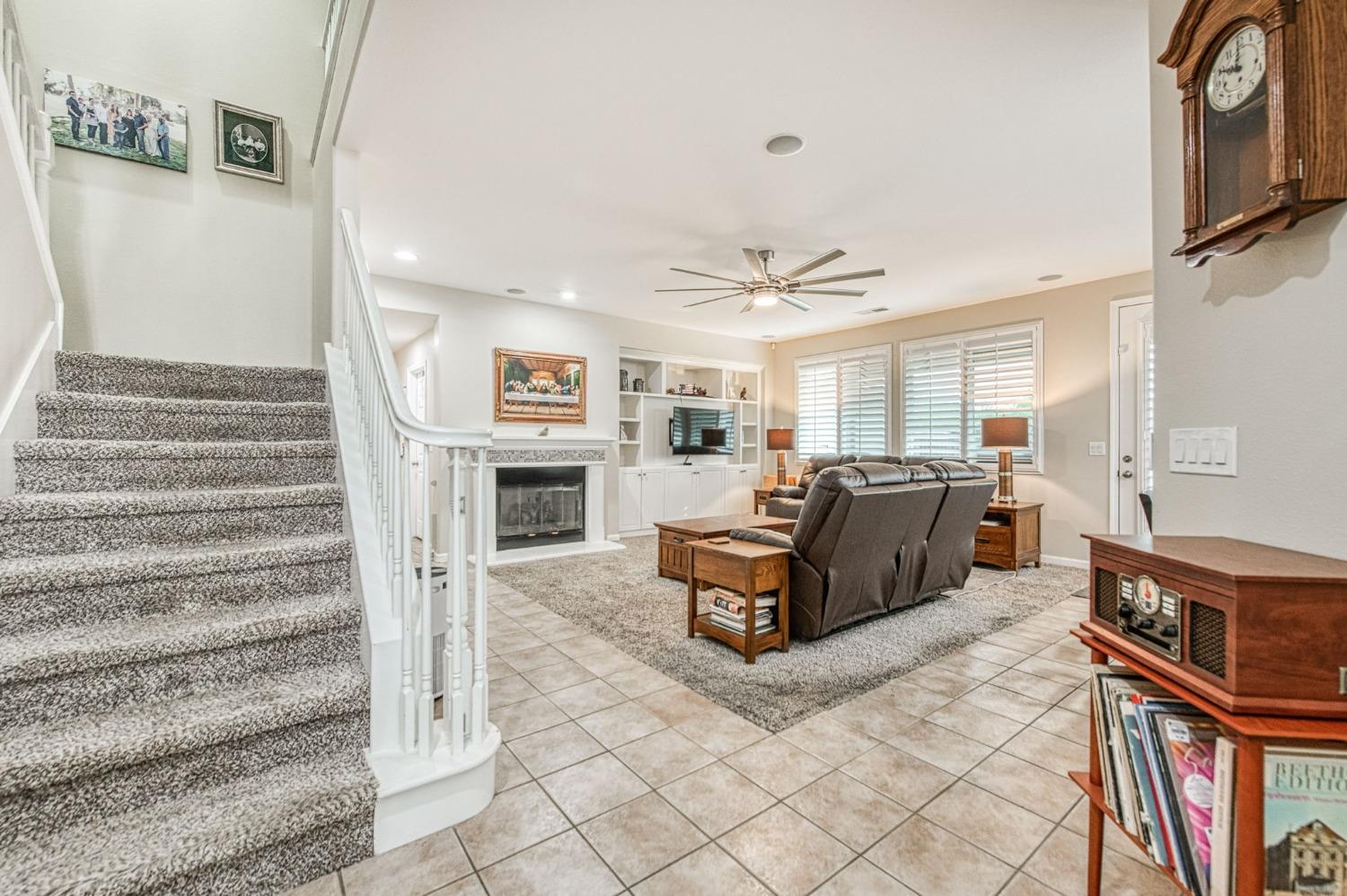 4626 N Arrow Ridge Way, Clovis, CA 93619