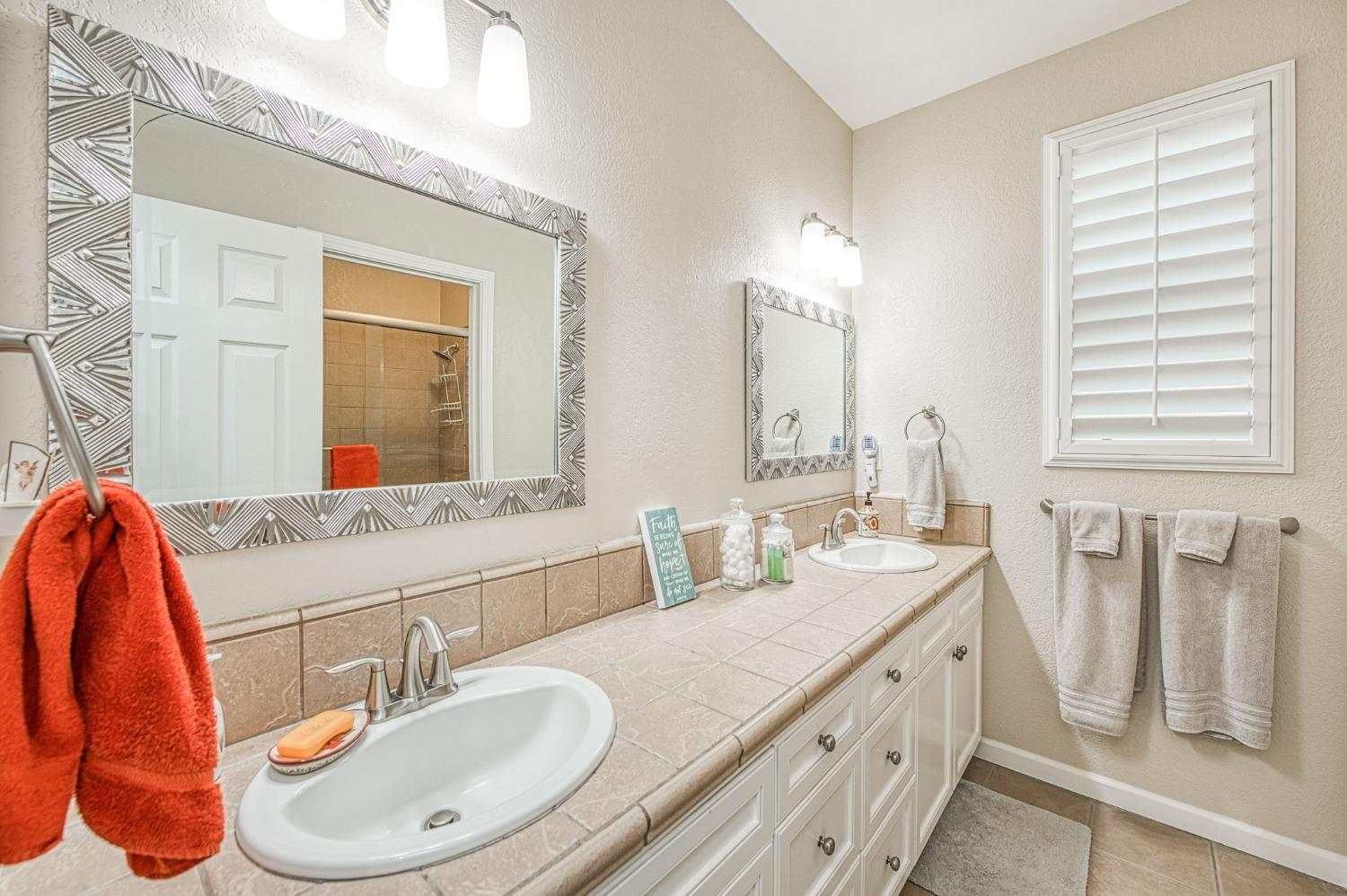 4626 N Arrow Ridge Way, Clovis, CA 93619