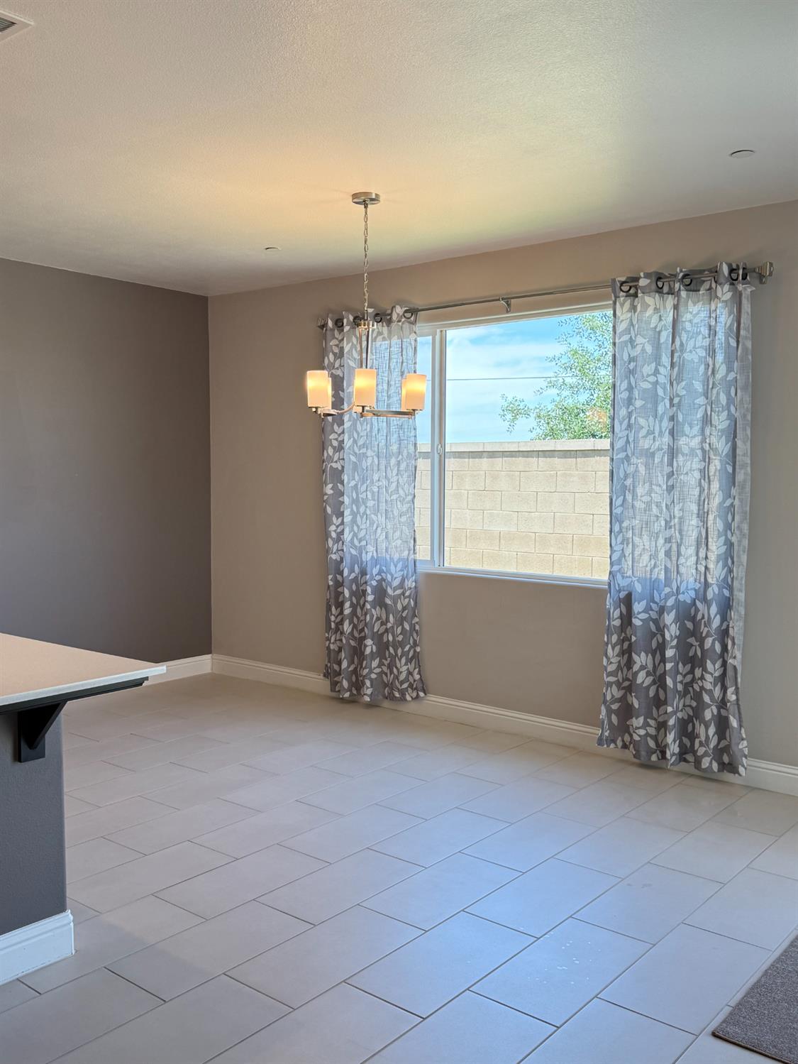 3963 Morris Avenue, Clovis, CA 93619