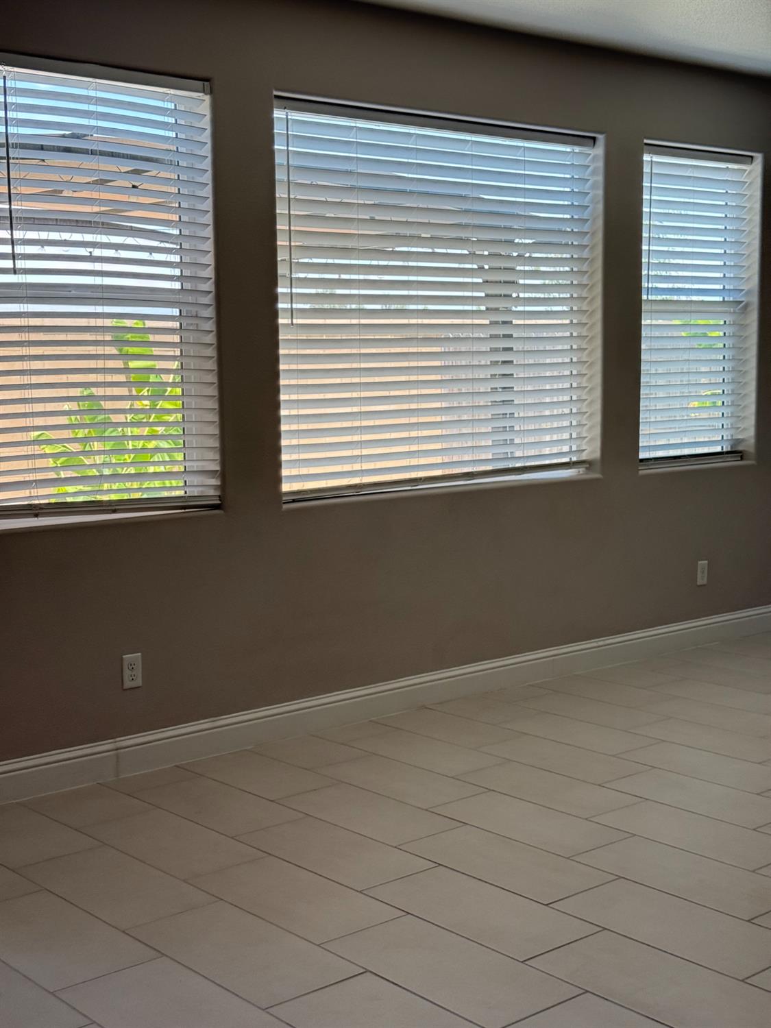 3963 Morris Avenue, Clovis, CA 93619