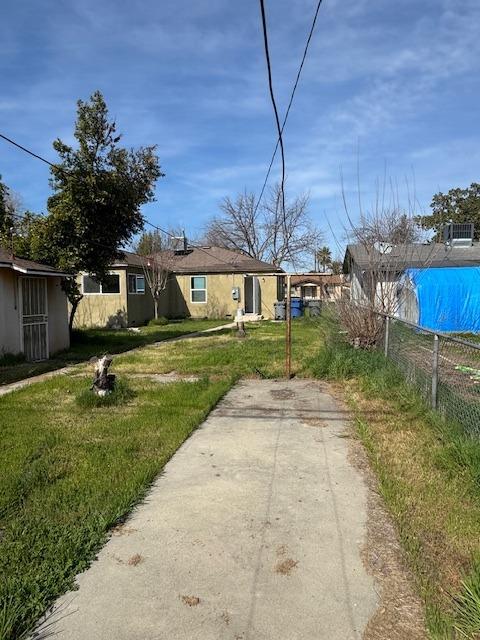 3922 E Lyell Ave, Fresno, CA 93702
