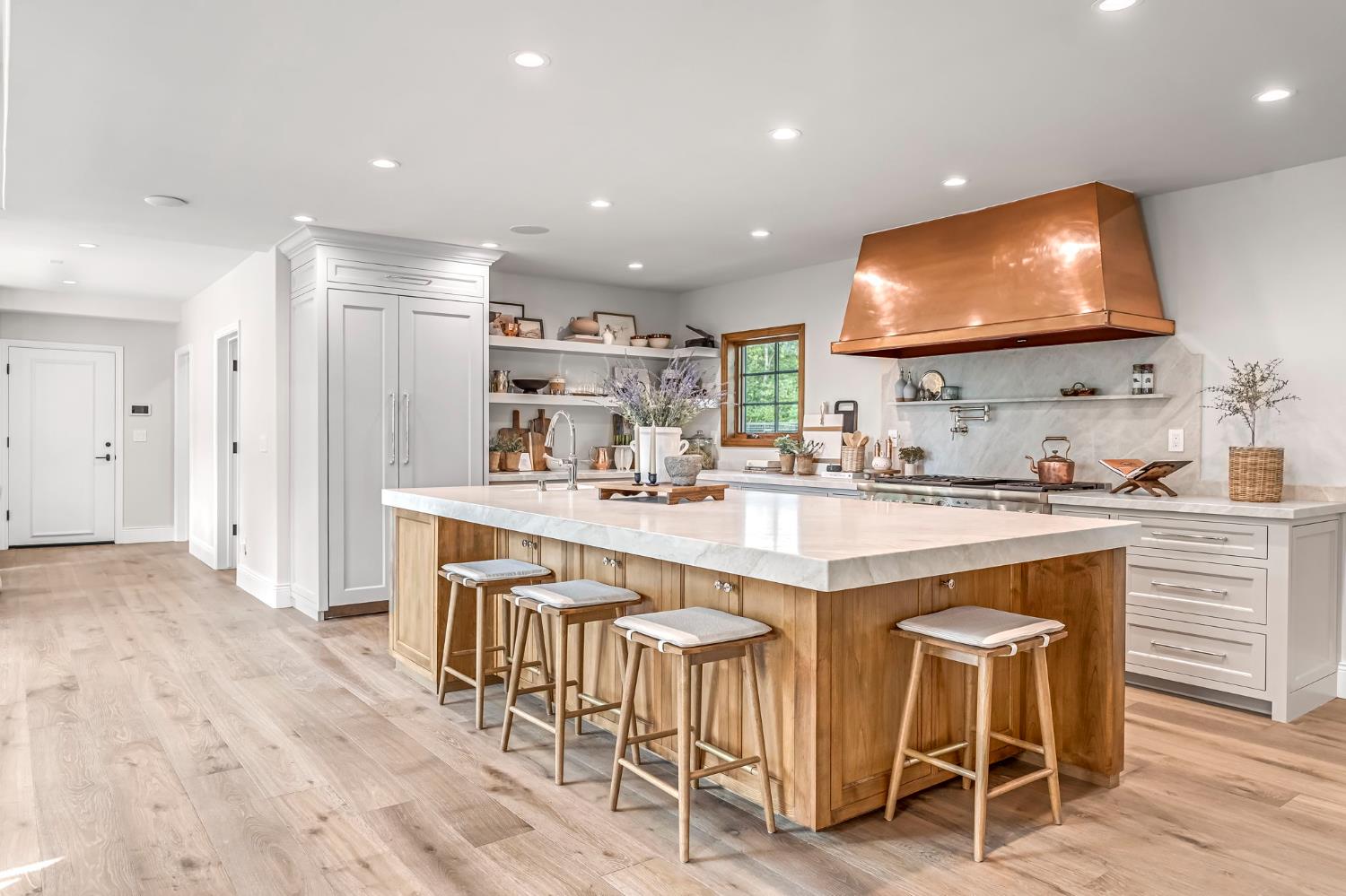 4689 N Van Ness Blvd, Fresno, CA 93704