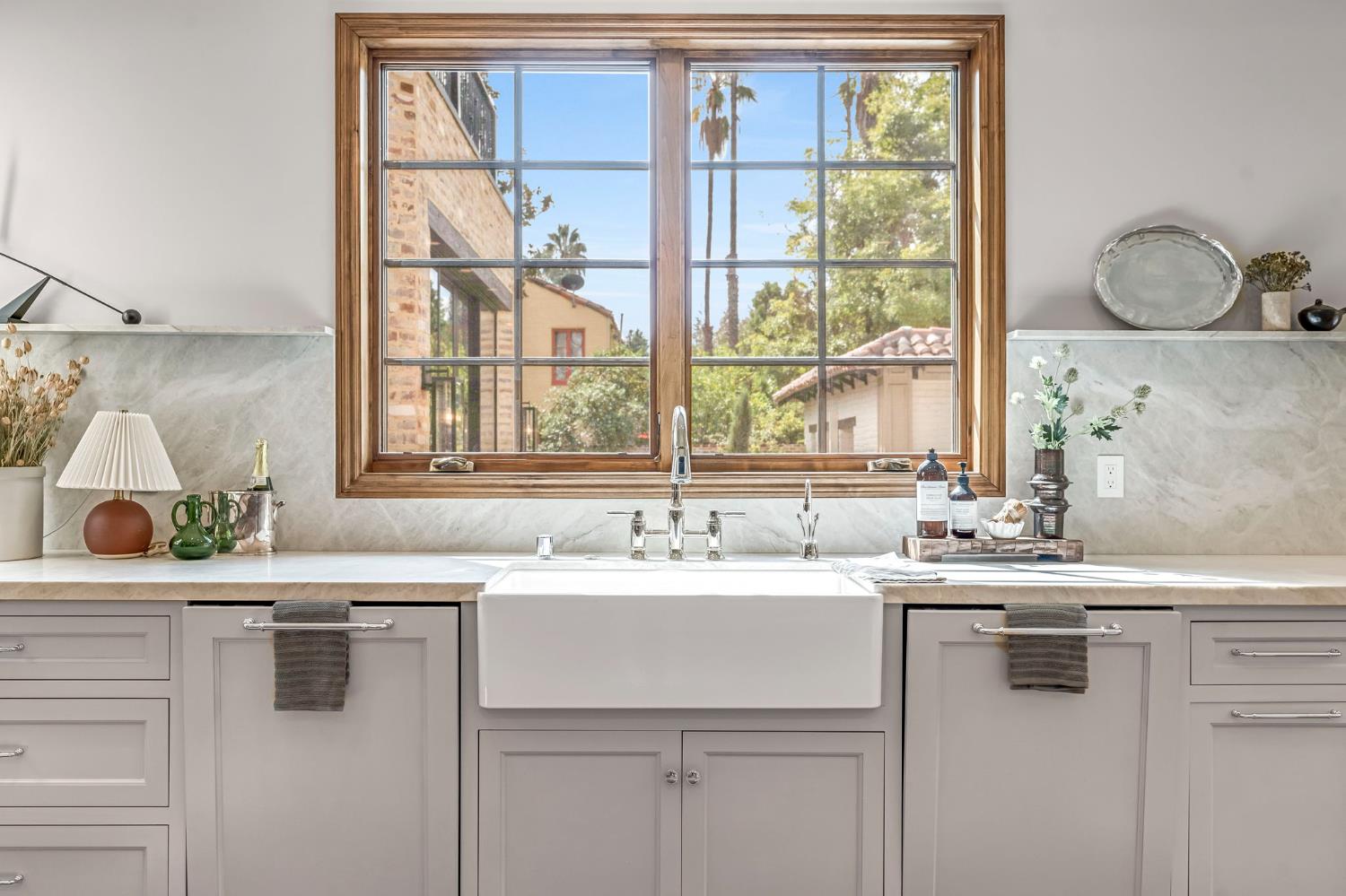 4689 N Van Ness Blvd, Fresno, CA 93704