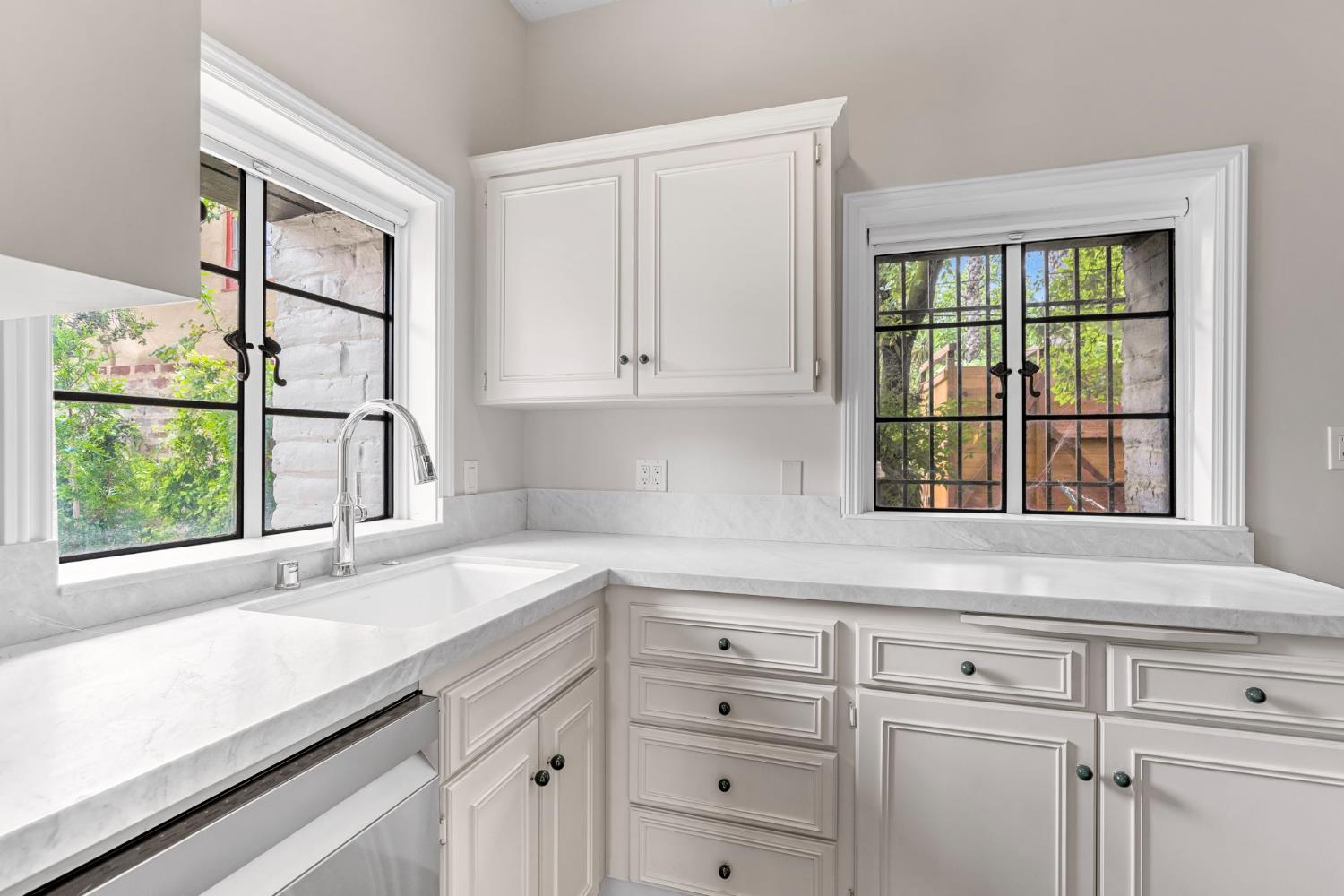 4689 N Van Ness Blvd, Fresno, CA 93704