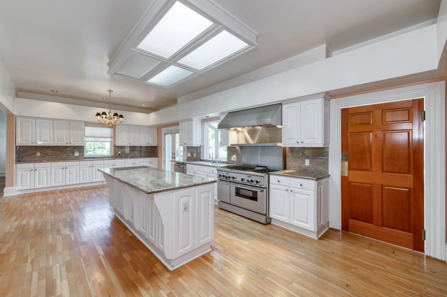 4715 E Copper Ave, Clovis, CA 93619