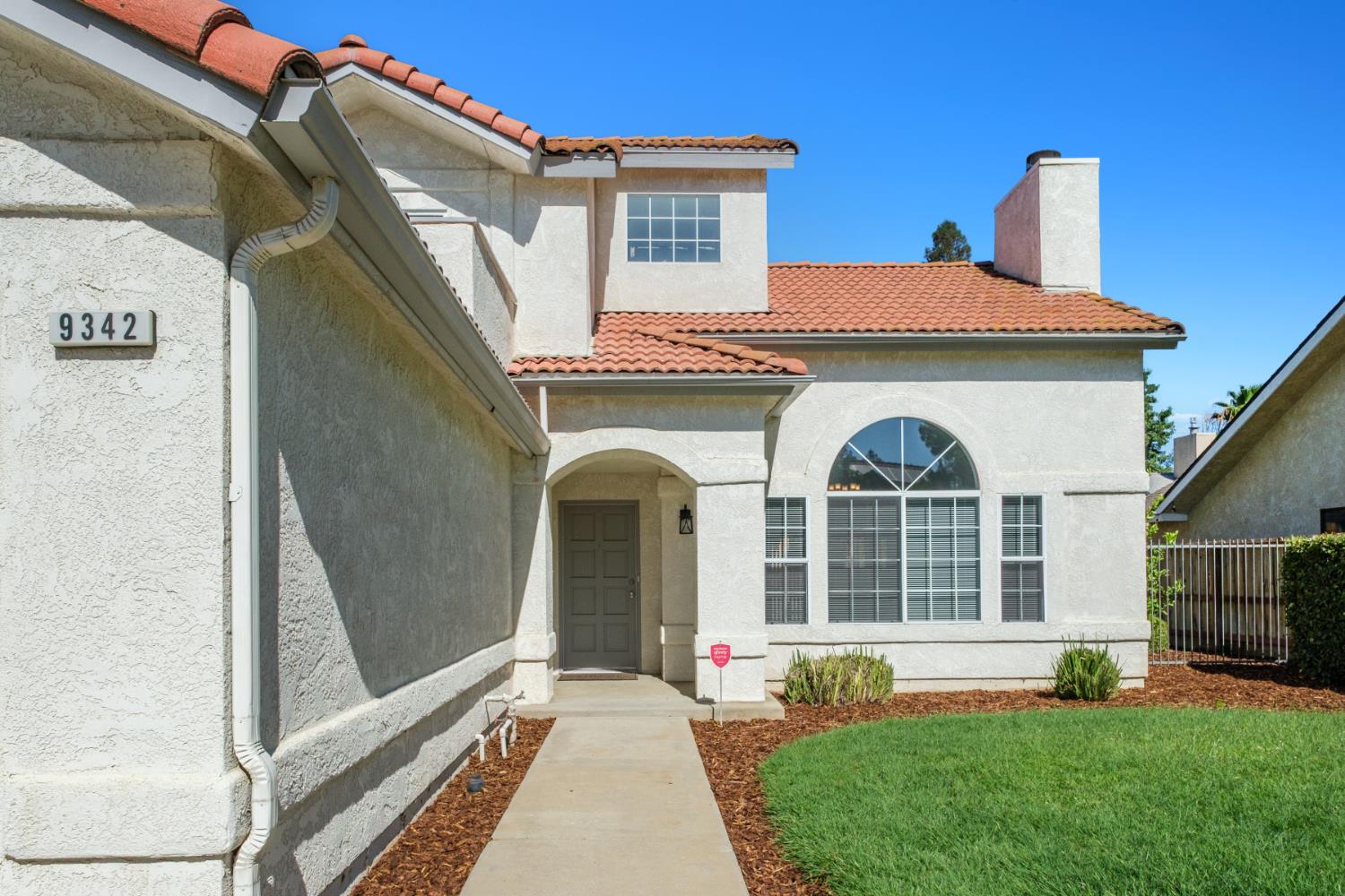9342 N Archie Ave, Fresno, CA 93720