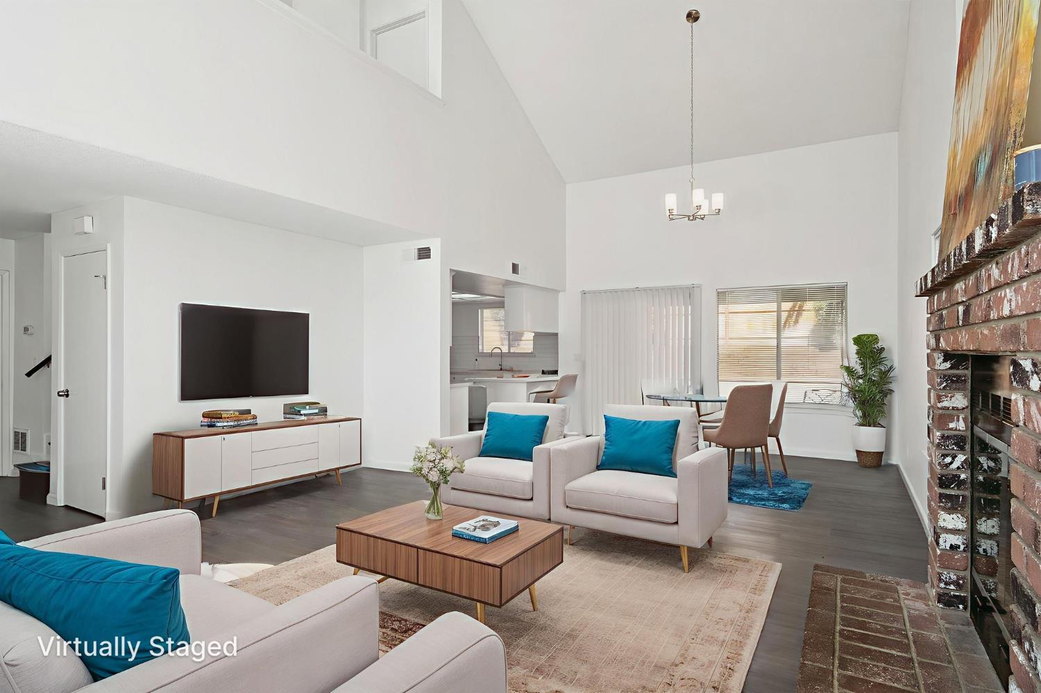9342 N Archie Ave, Fresno, CA 93720