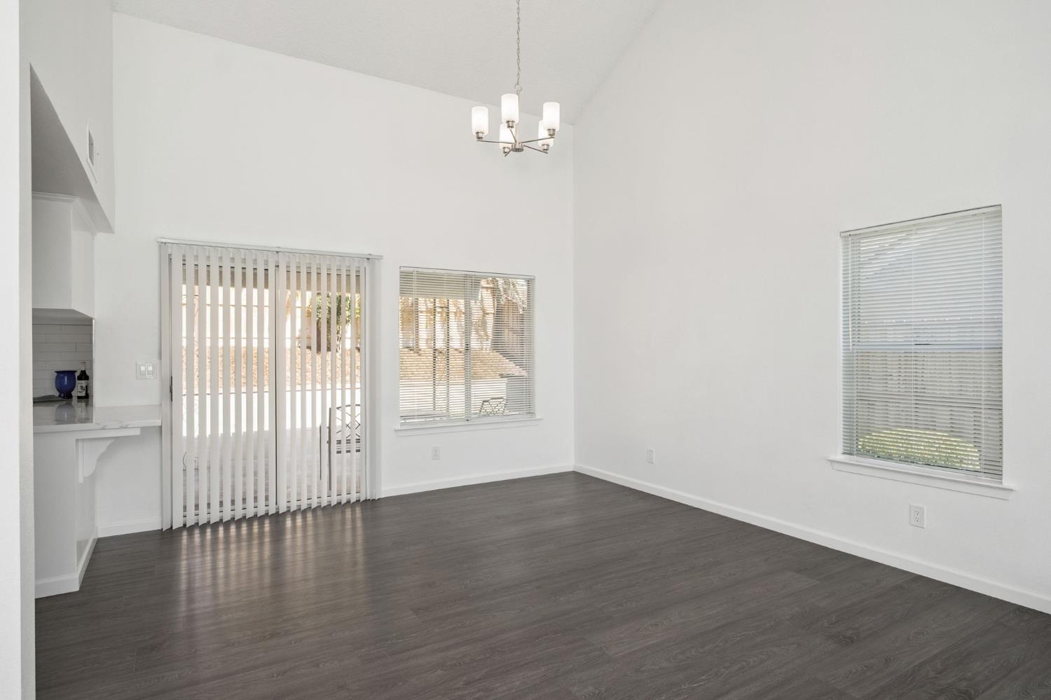 9342 N Archie Ave, Fresno, CA 93720