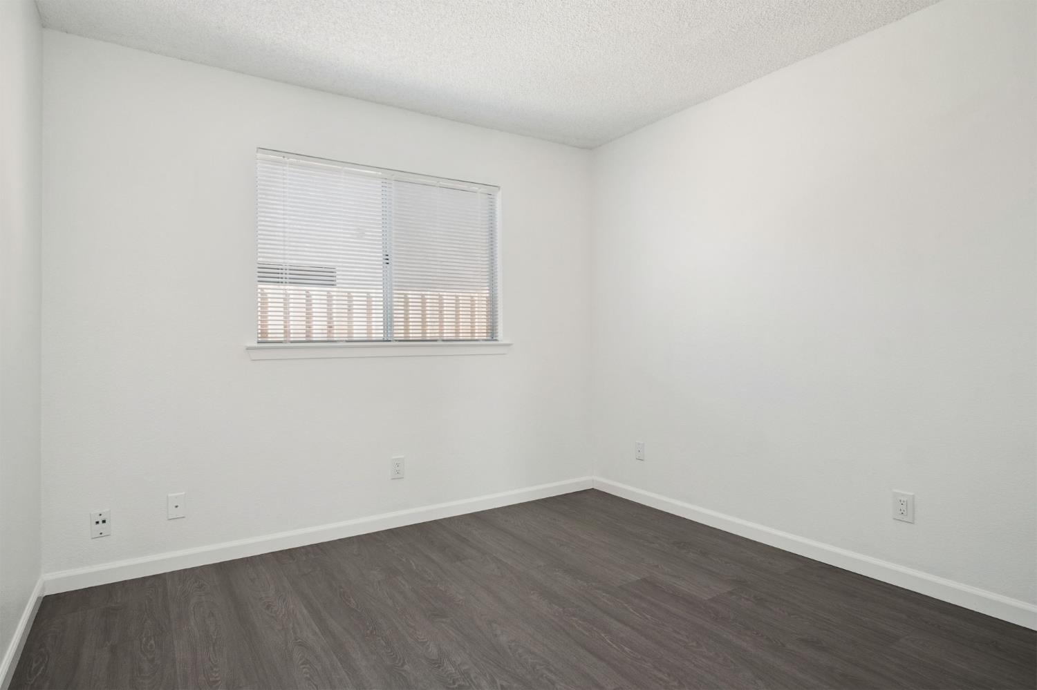 9342 N Archie Ave, Fresno, CA 93720