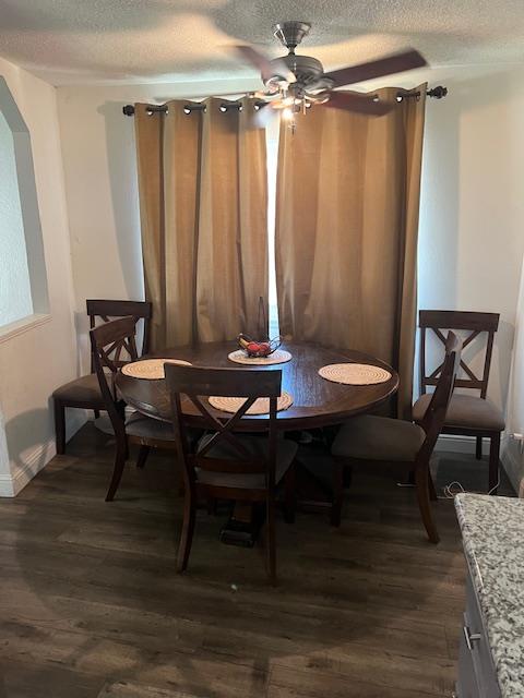 621 W Pat Dr W, Clovis, CA 93612