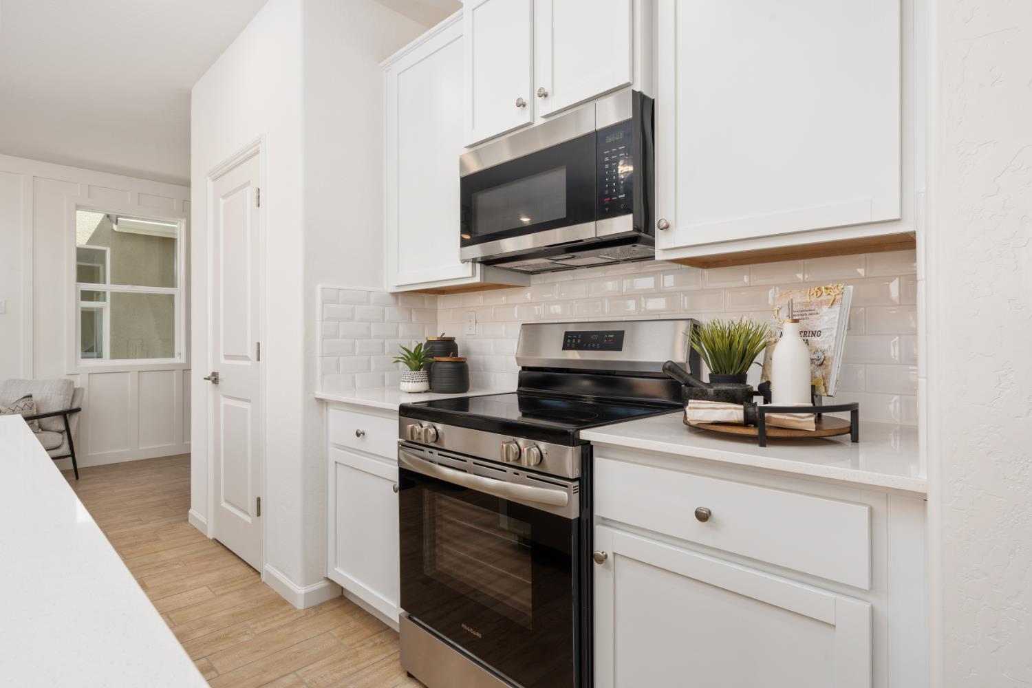 1474 Pioneer Ln, Clovis, CA 93619