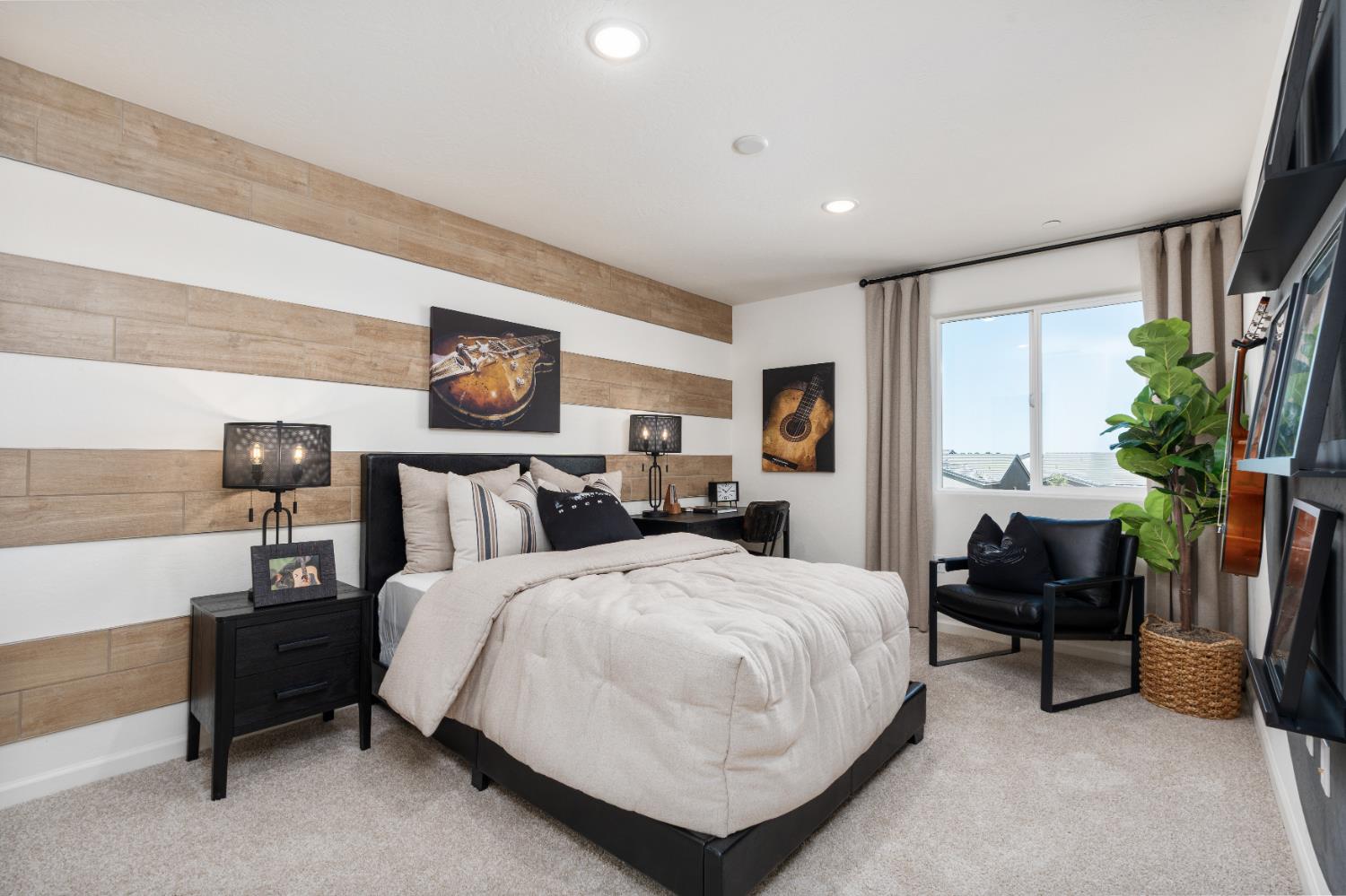 1474 Pioneer Ln, Clovis, CA 93619