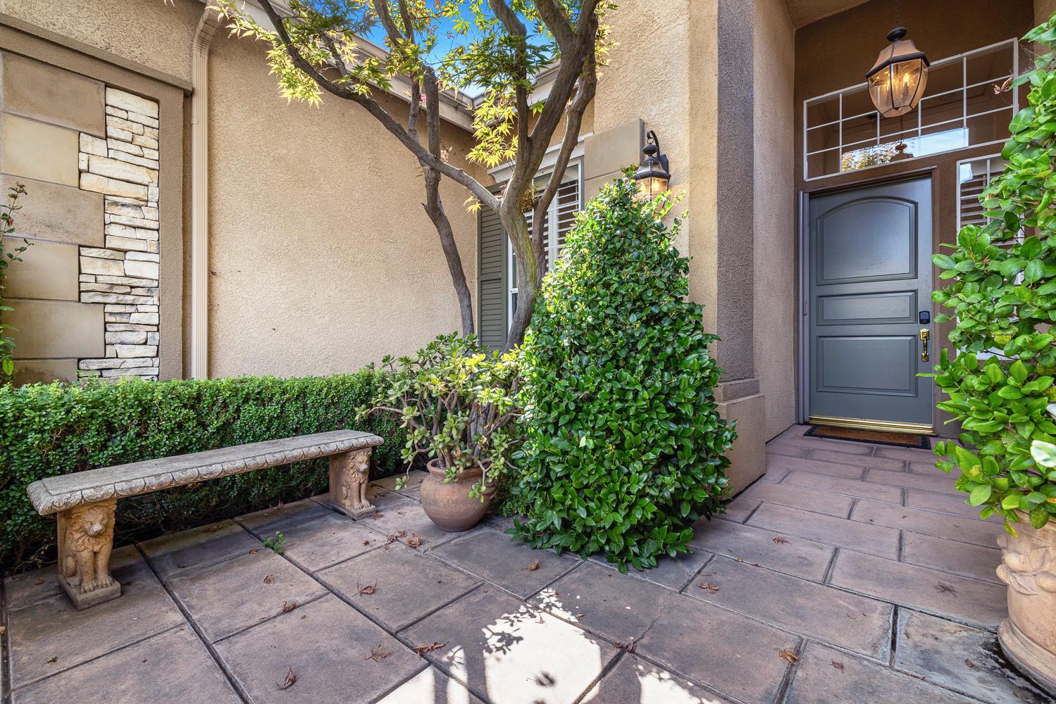 2190 W Via Cipressi, Fresno, CA 93711