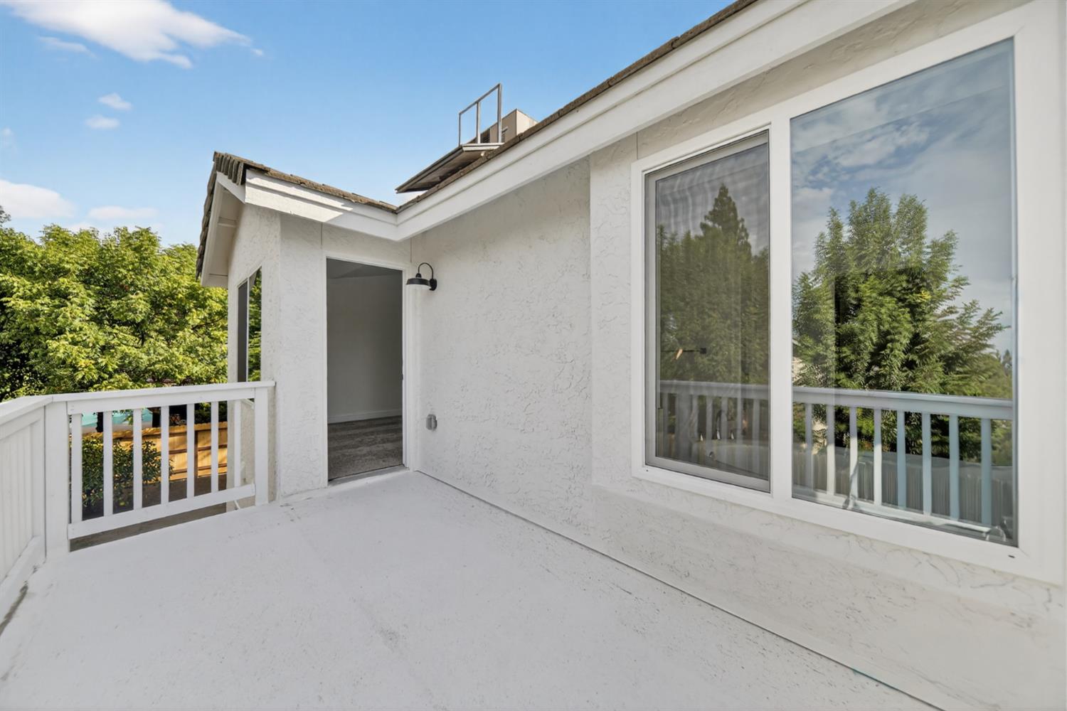 1042 N Stanford Ave, Clovis, CA 93611