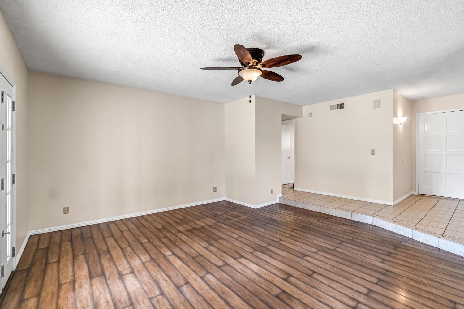 2297 Acacia, Clovis, CA 93612