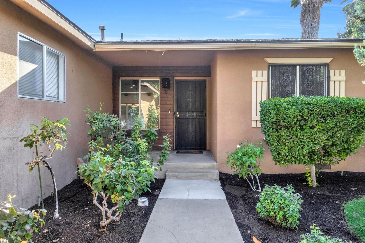 2297 Acacia, Clovis, CA 93612