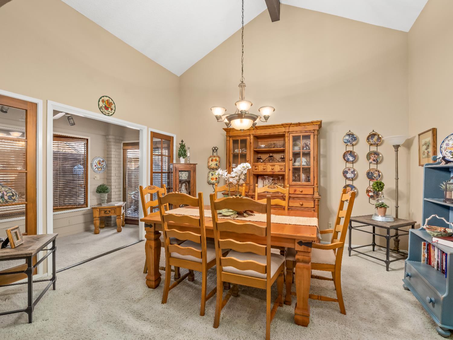 2059 W Barstow, Fresno, CA 93711