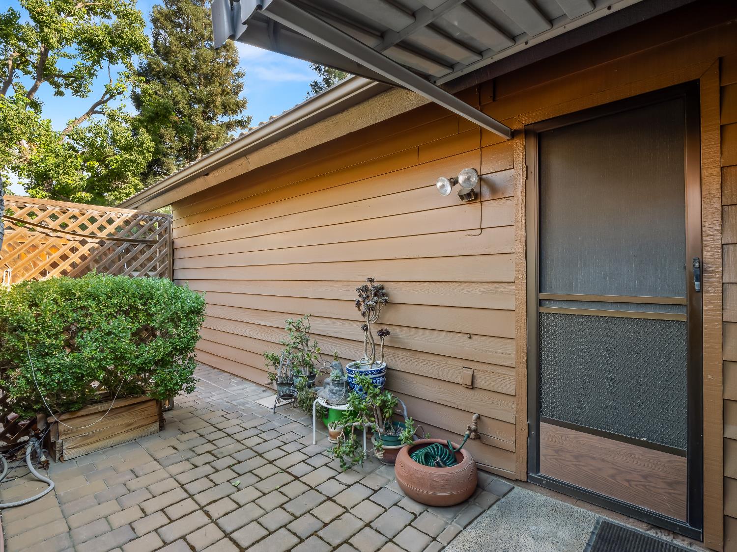 2059 W Barstow, Fresno, CA 93711