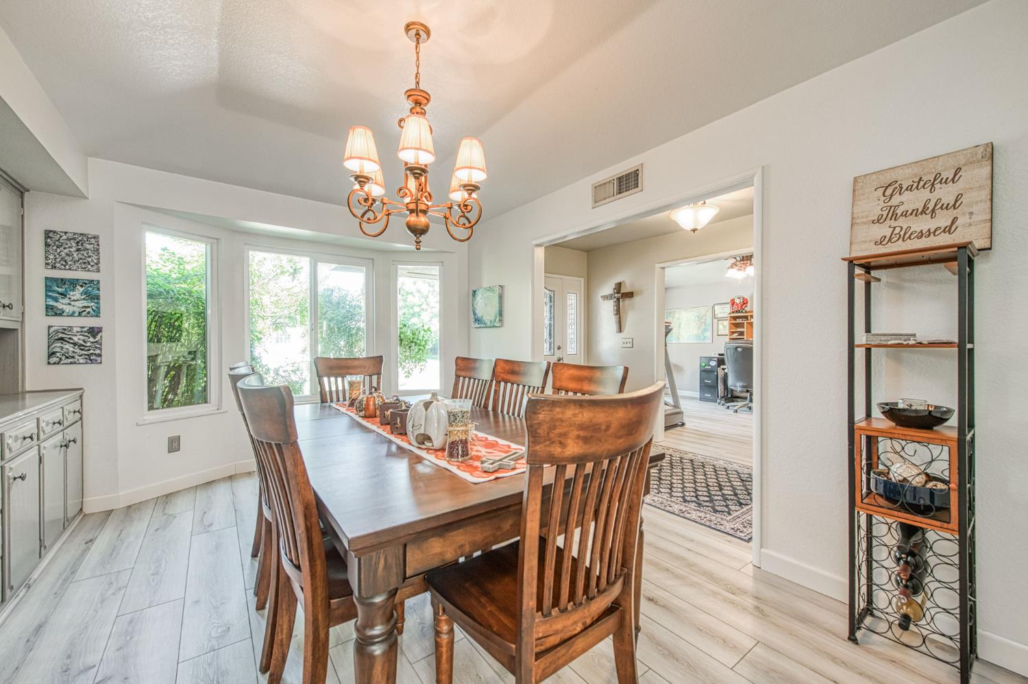 6435 N Gentry Ave, Fresno, CA 93711