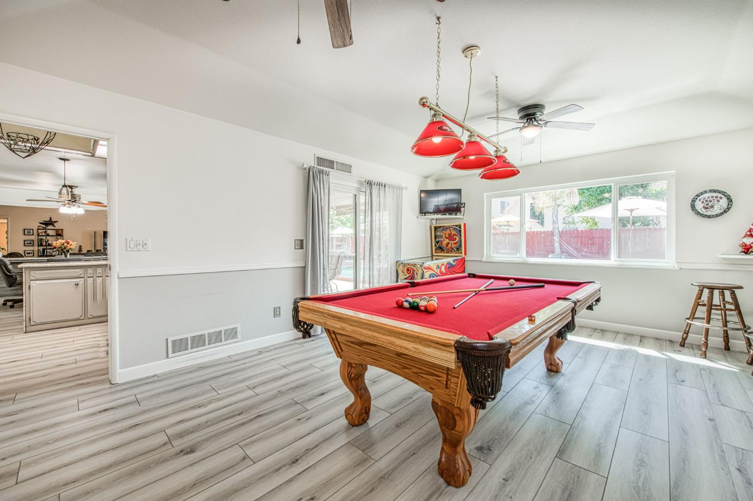 6435 N Gentry Ave, Fresno, CA 93711