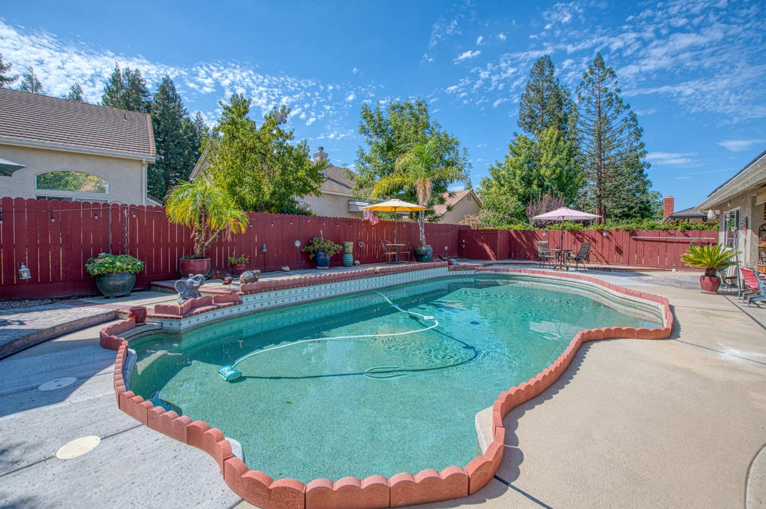 6435 N Gentry Ave, Fresno, CA 93711