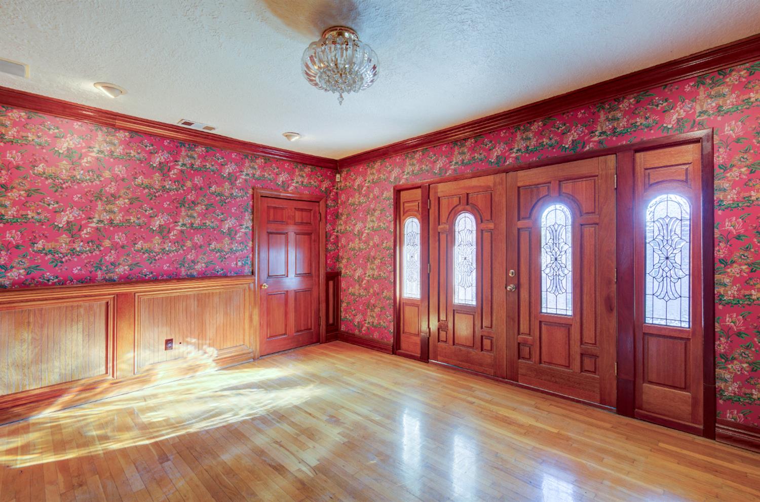 4895 N Thorne Ave, Fresno, CA 93704