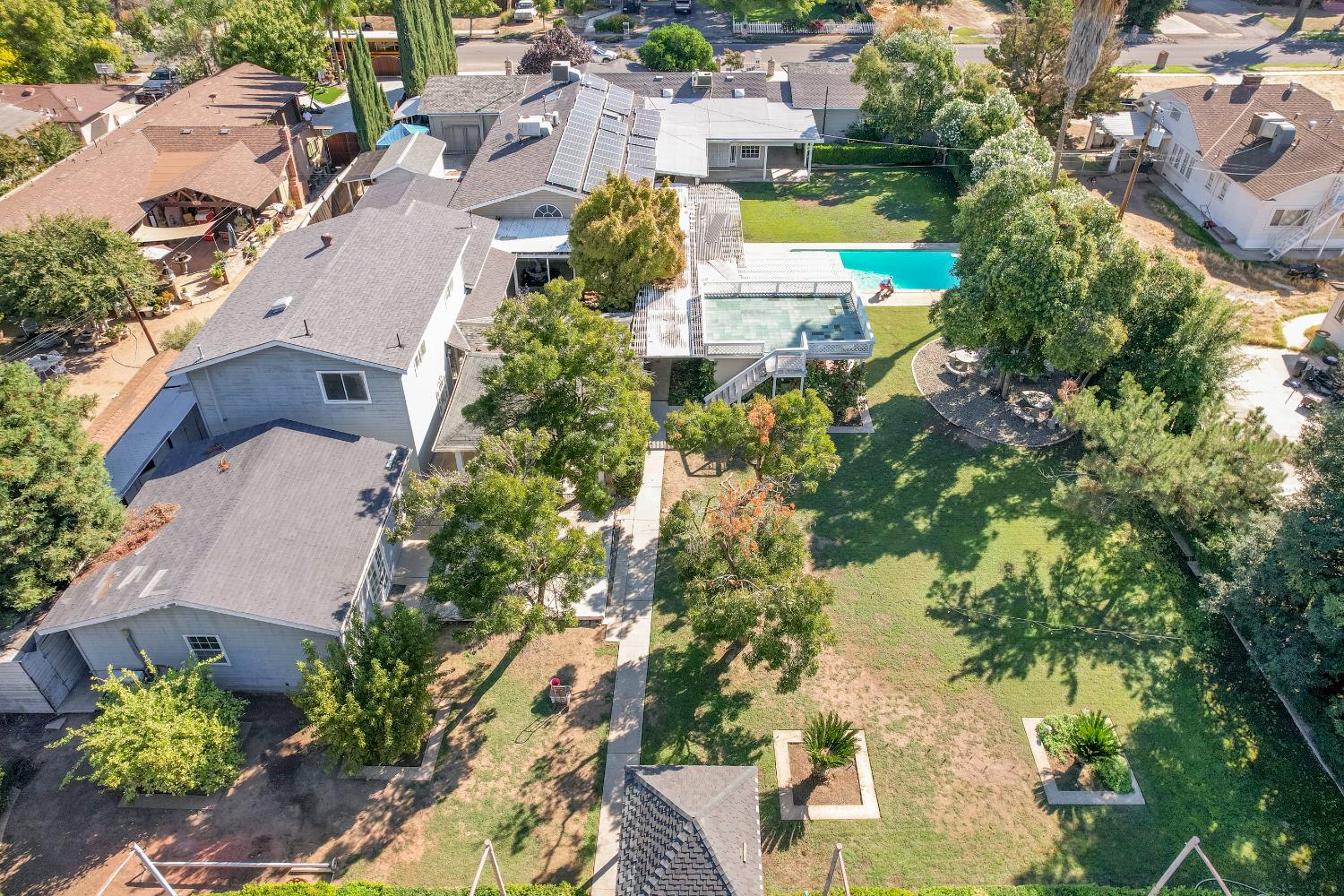 4895 N Thorne Ave, Fresno, CA 93704