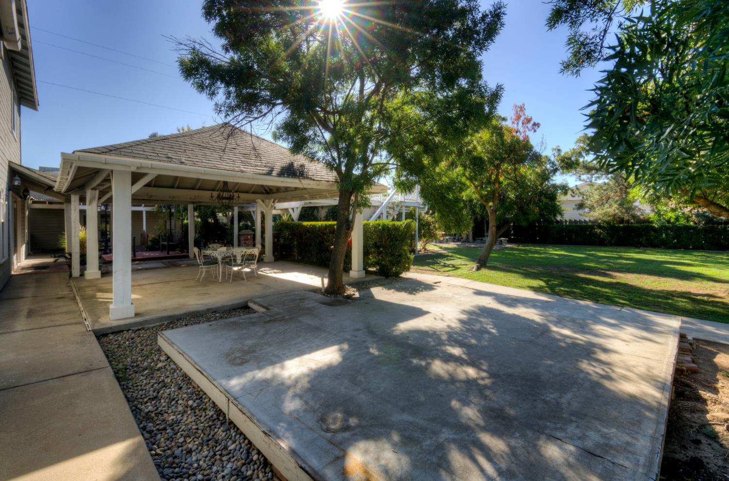 4895 N Thorne Ave, Fresno, CA 93704