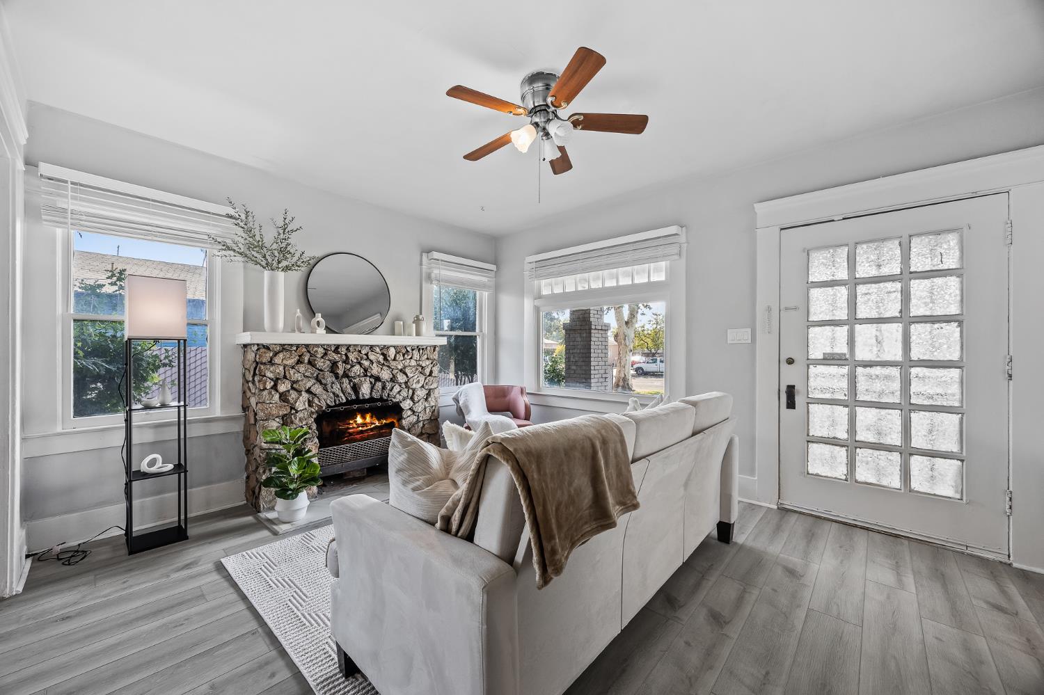 4001 E Balch Ave, Fresno, CA 93702