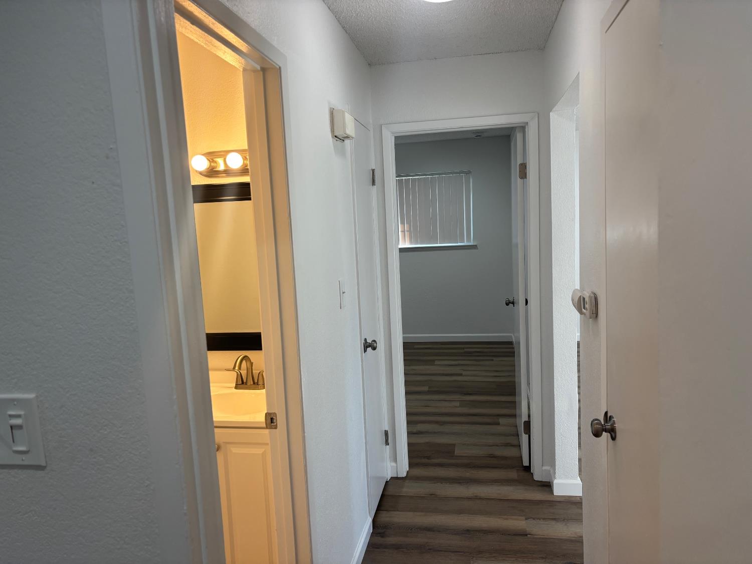 2231 Sylmar Ave. #1, Clovis, CA 93612