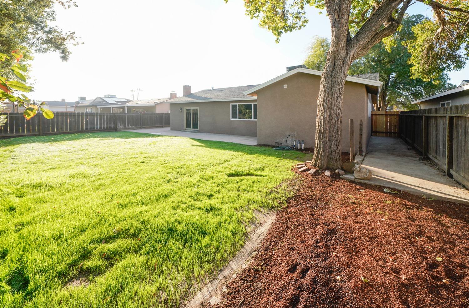 1515 Keats Ave, Clovis, CA 93611