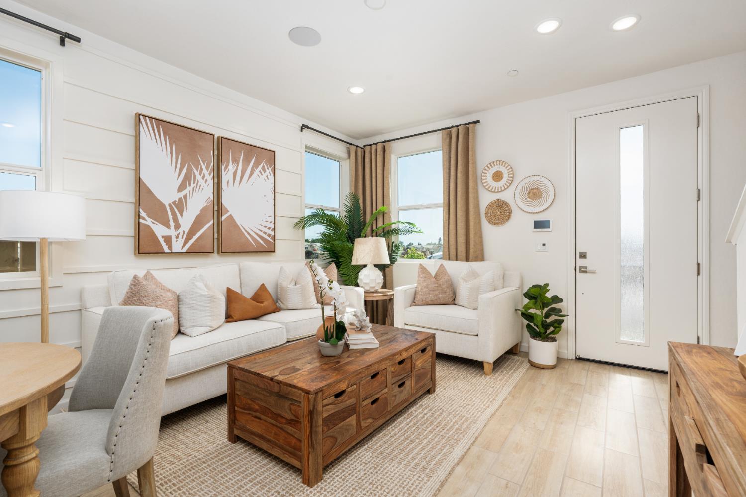 1525 Redbrick Ln, Clovis, CA 93619