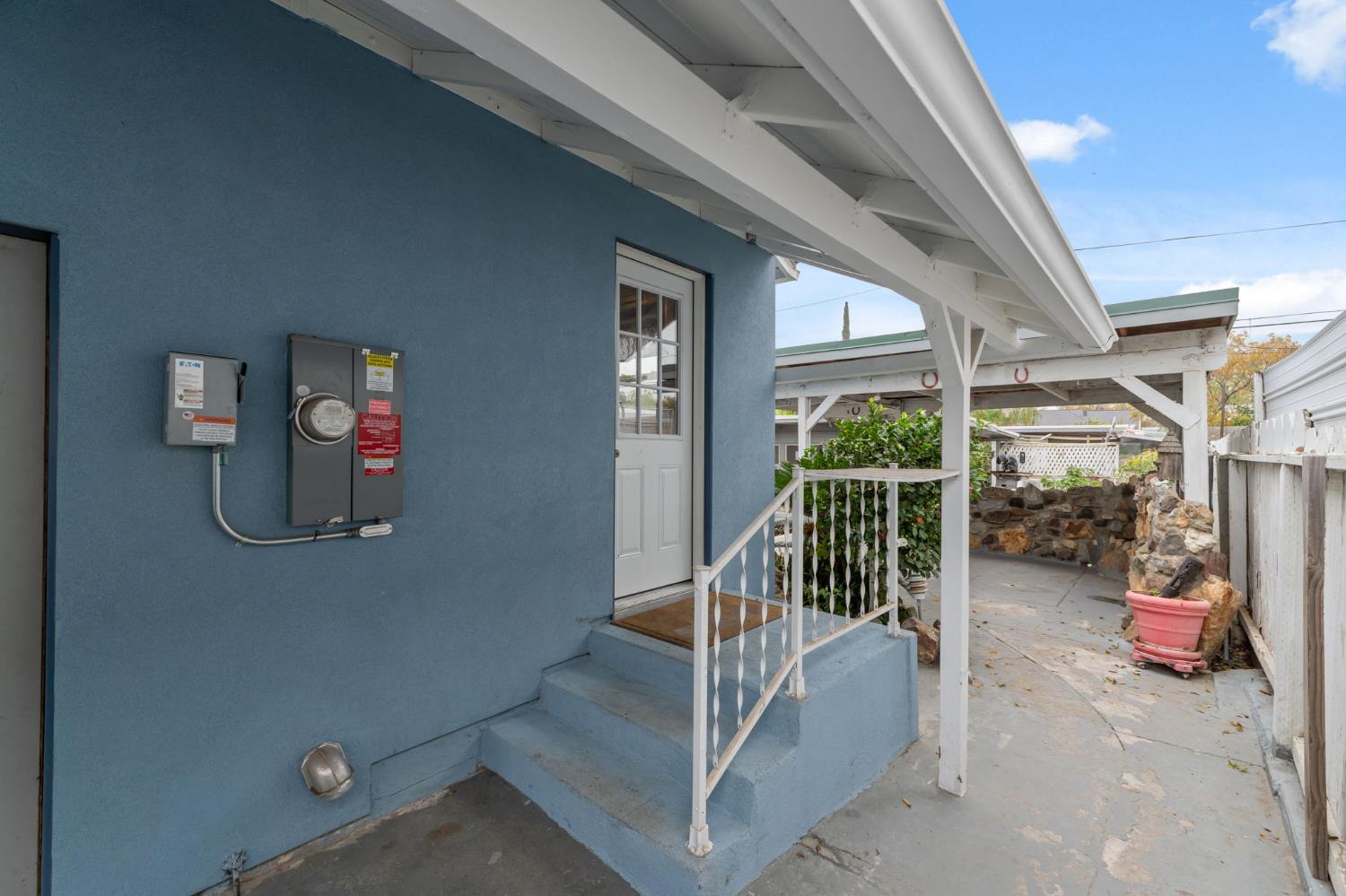 1329 E Princeton Ave, Fresno, CA 93704